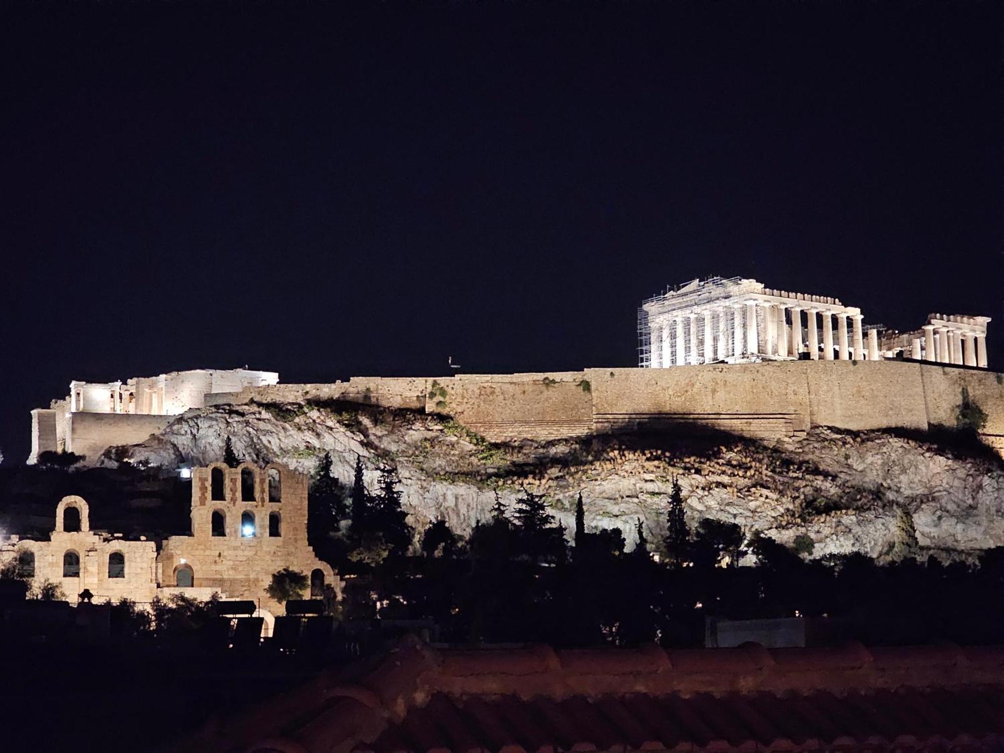 Acropolis Eternal Mansion By Yha Apartment *